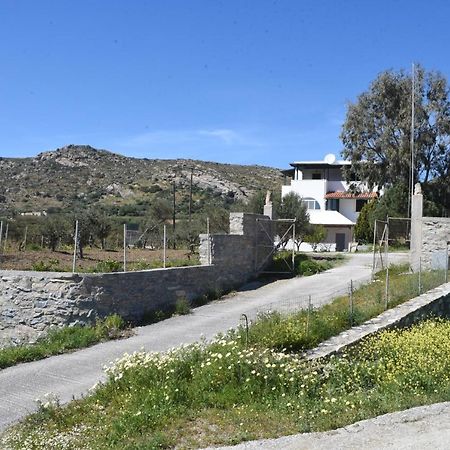 Bernie House 2 Apartment Melanes ภายนอก รูปภาพ